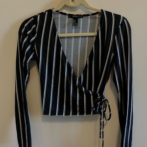 Forever 21 Black and White Stripe Crop Top